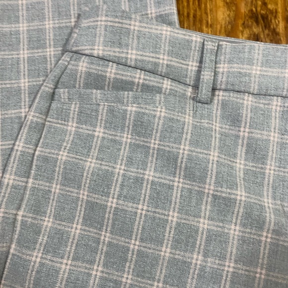 Express Mid Rise Plaid Columnist Barely Boot Pant - Picture 5 of 9